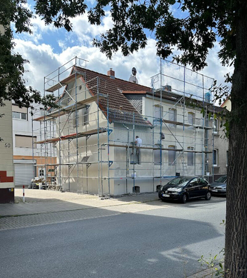 hussein-kelani-scales-architekten-Umnutzung-und-Sanierungsrechtlich-Genehmigung-Buero--und-Verwaltungsgebaeude-Wohnhaus-DHH-zum-Firmensitz-referenz-2